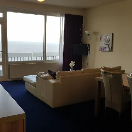 Palace 4*