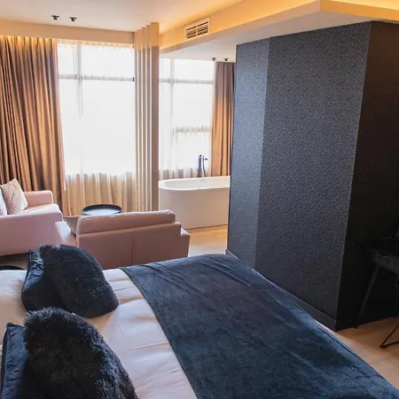 Palace Hotel 4*